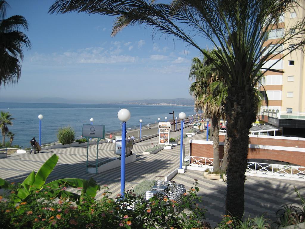 Apartamentos Intercentro Torrox-Costa エクステリア 写真